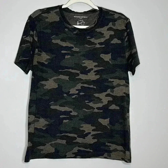 Banana Republic Factory Men Graphic T-Shirt Color Camo Size M - Picture 4 of 10
